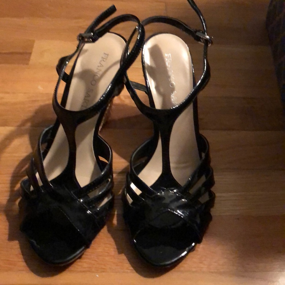 Sandals - Picture 4 of 6
